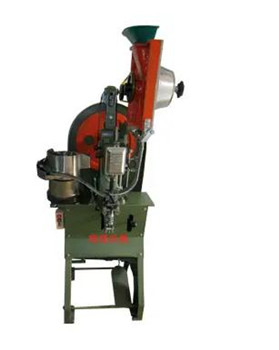 鉚接機(jī)鉚接時出現(xiàn)裂紋是怎么回事？