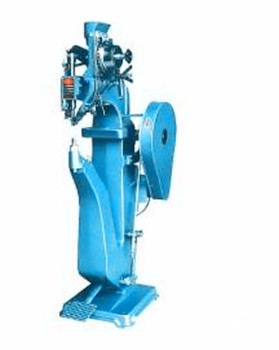 如何判斷所采購的氣壓鉚接機(jī)是否性價比高？