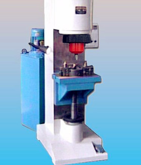 國(guó)內(nèi)哪個(gè)廠家生產(chǎn)的鉚接機(jī)質(zhì)量好？