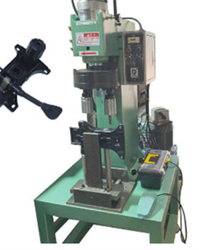 國產(chǎn)液壓鉚接機多少錢一臺？