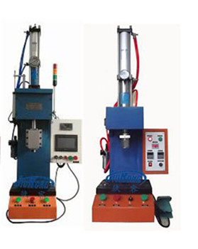 哪些因素會影響鉚接機的價格？