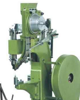 哪些因素會影響到鉚接機價格和質(zhì)量？