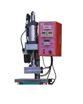 氣壓鉚接機(jī)怎么調(diào)壓力？丹峰機(jī)械科普！